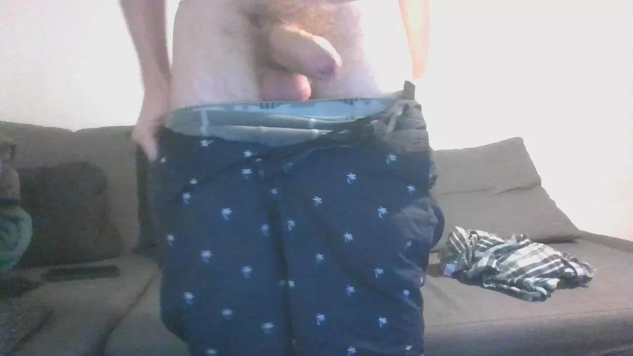 RaveisKing75 on Cam4 