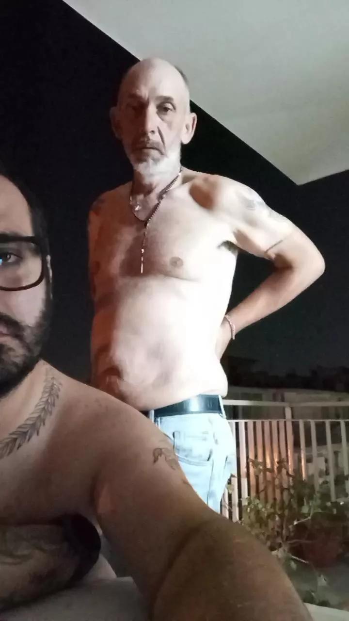 razim80 on Cam4 