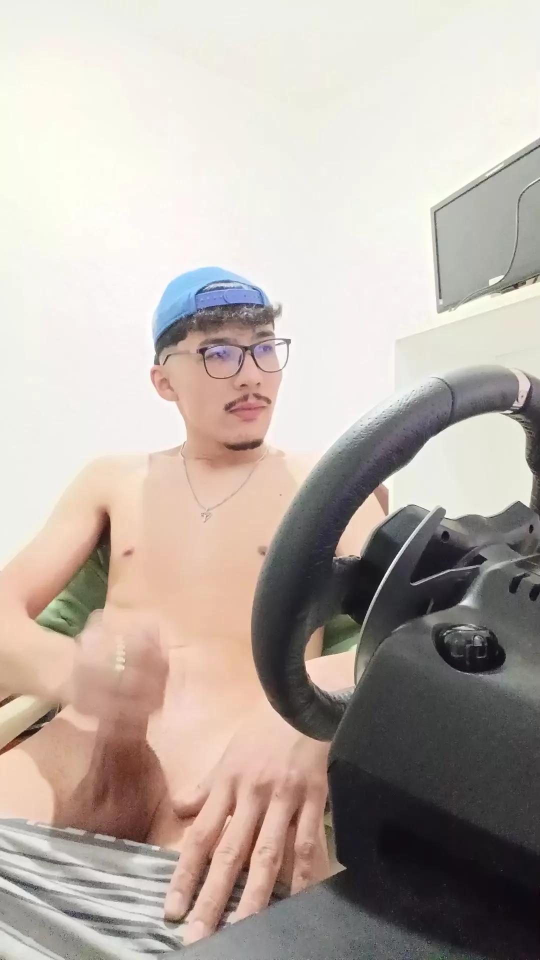 reallucasor on Cam4 