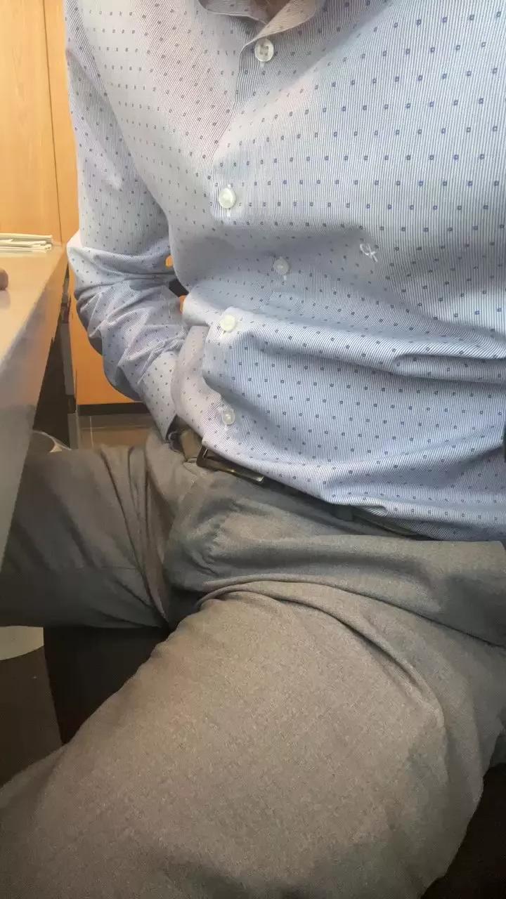 RedhotSkin on Cam4 