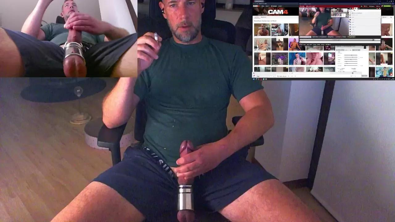 Reeper84 on Cam4 