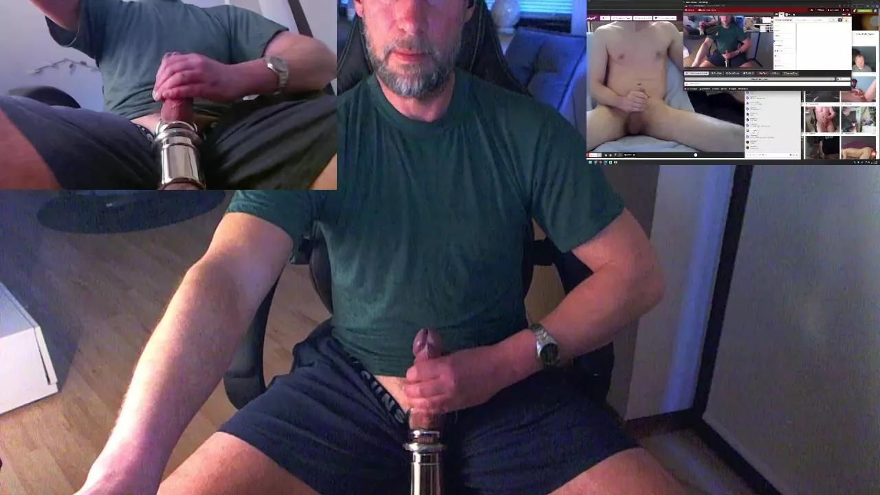Reeper84 on Cam4 