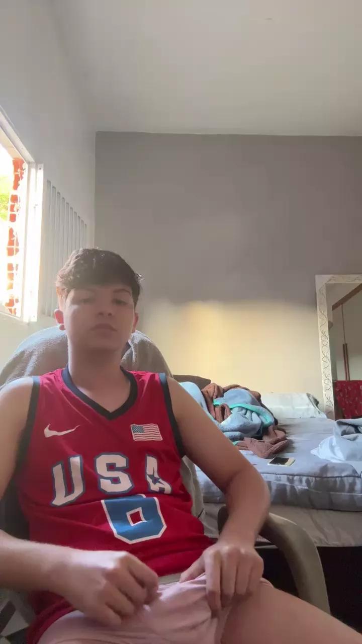 Resciio on Cam4 