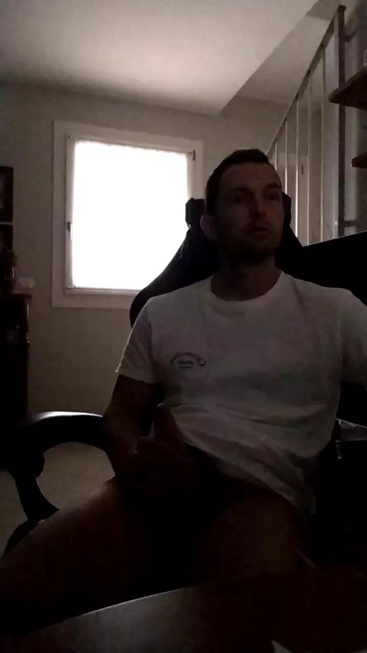 riccardoyeah on Cam4 