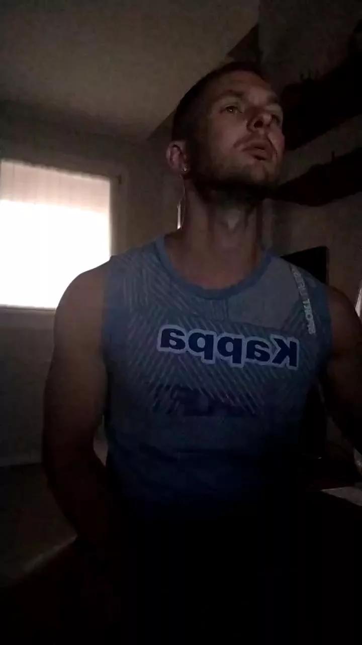 riccardoyeah on Cam4 