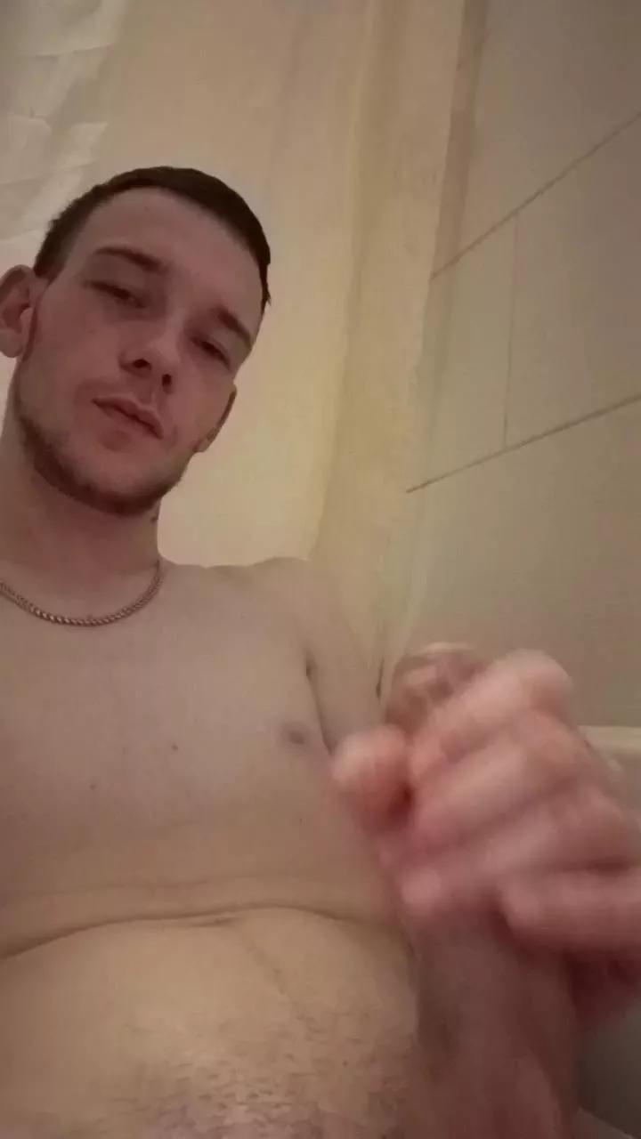 richieebisback1 on Cam4 