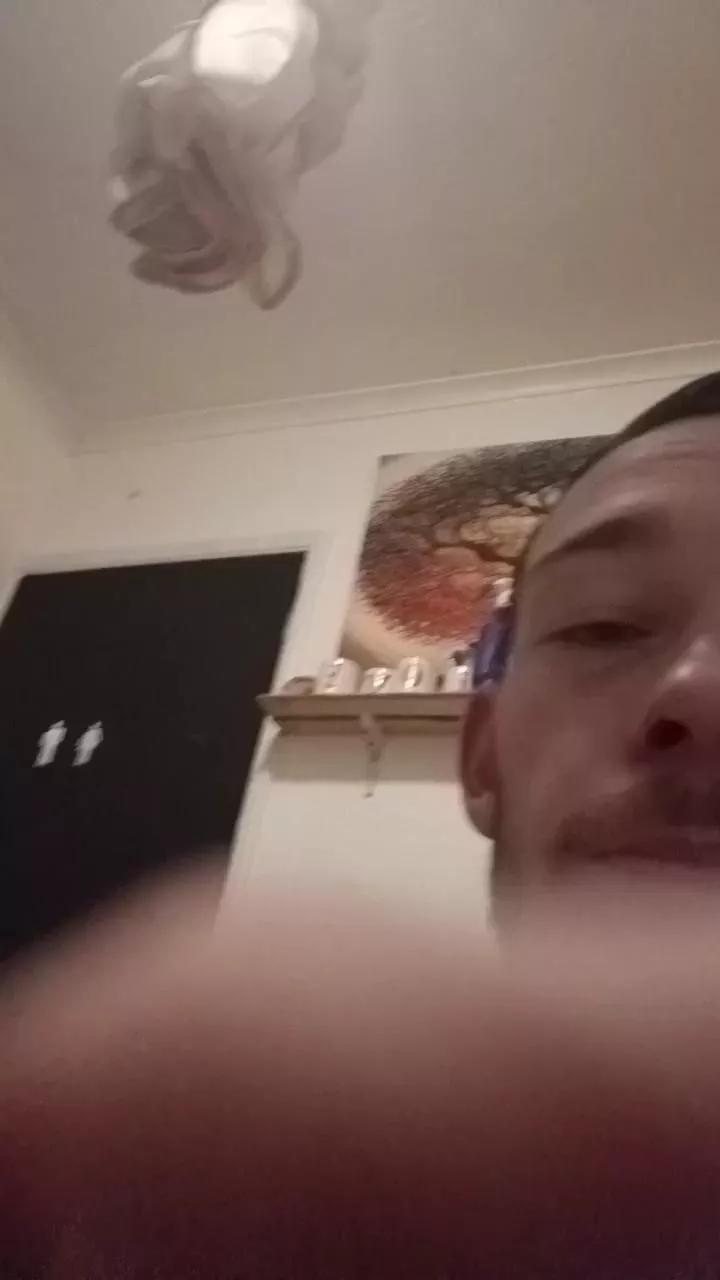 richieebisback1 on Cam4 