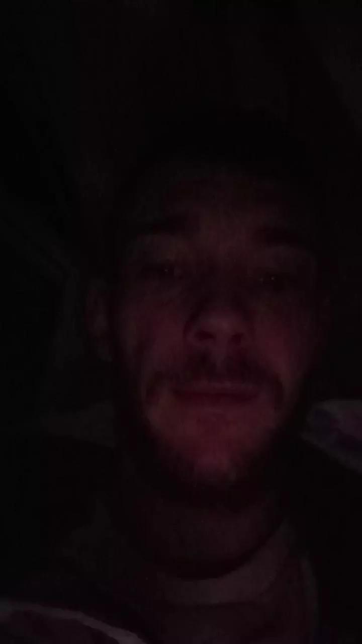 richieebisback1 on Cam4 