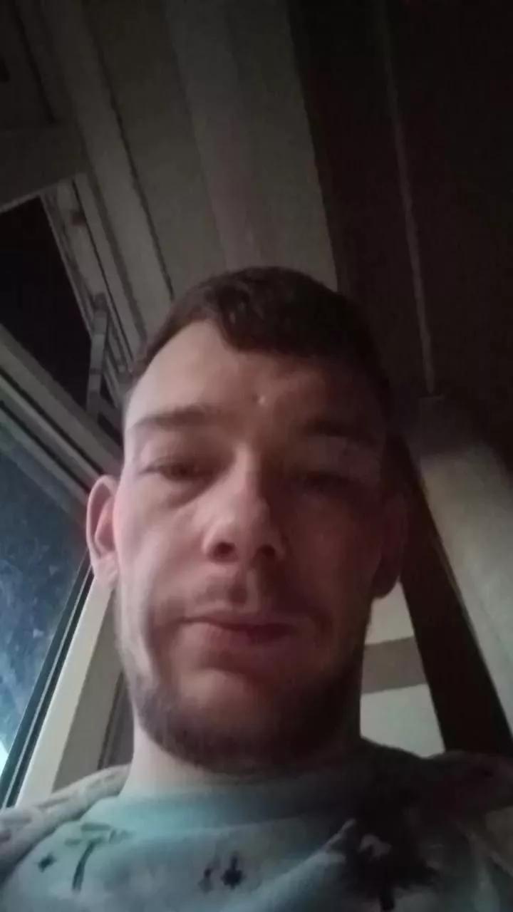 richieebisback1 on Cam4 