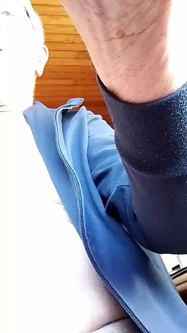 robert42 on Cam4 