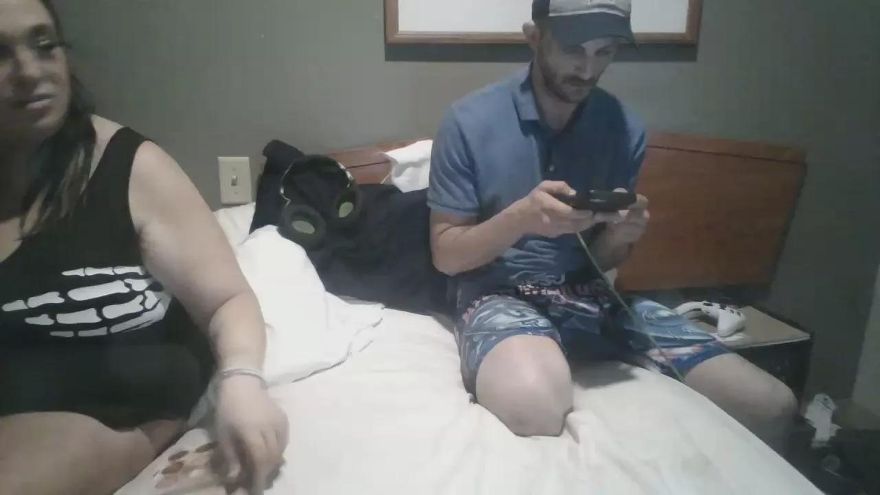 Rock21dan on Cam4 