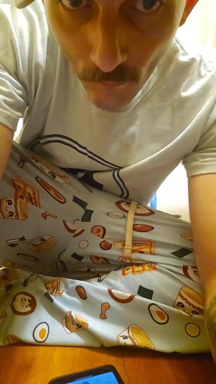 Rock21dan on Cam4 