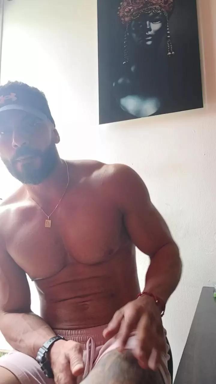 romeolovehot on Cam4 