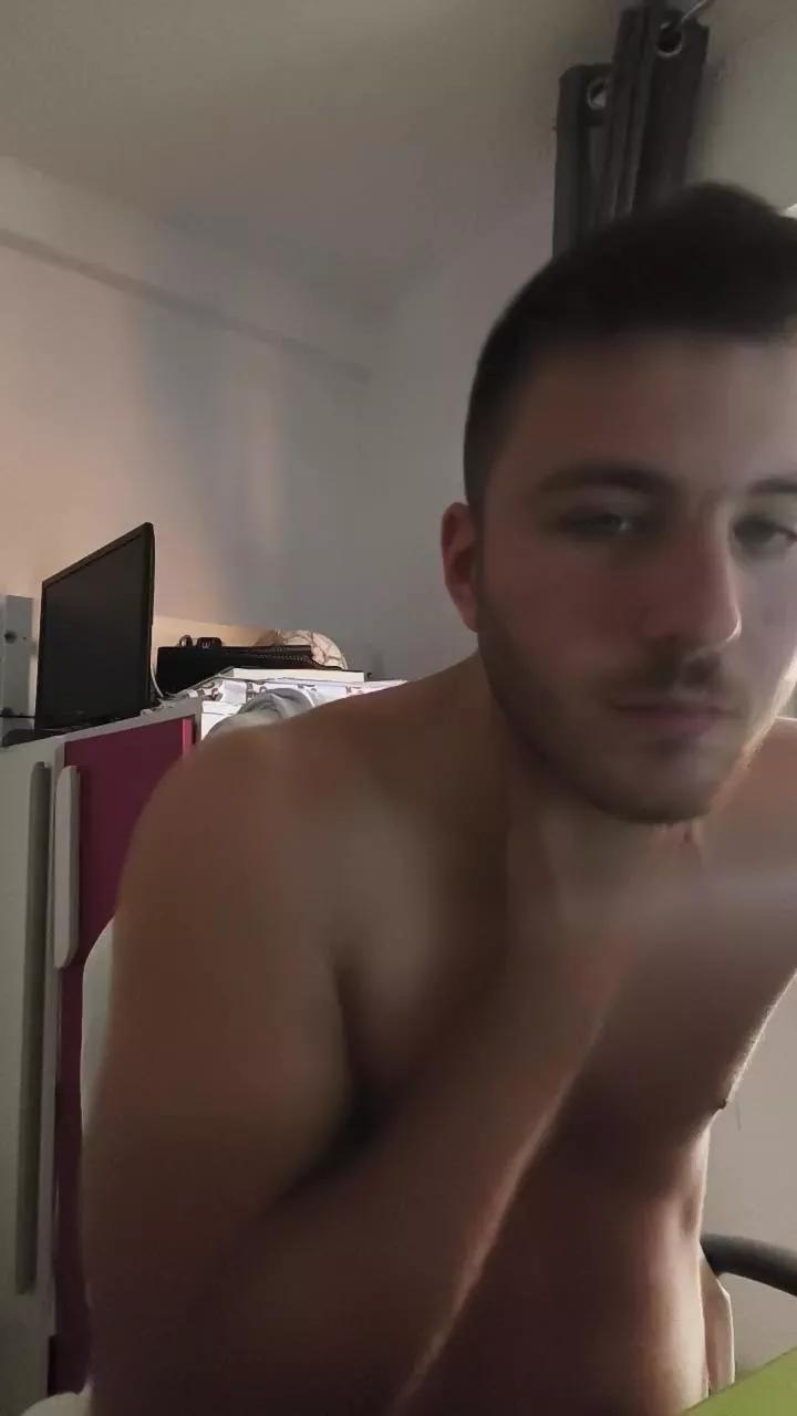 rompecalzoncil2 on Cam4 