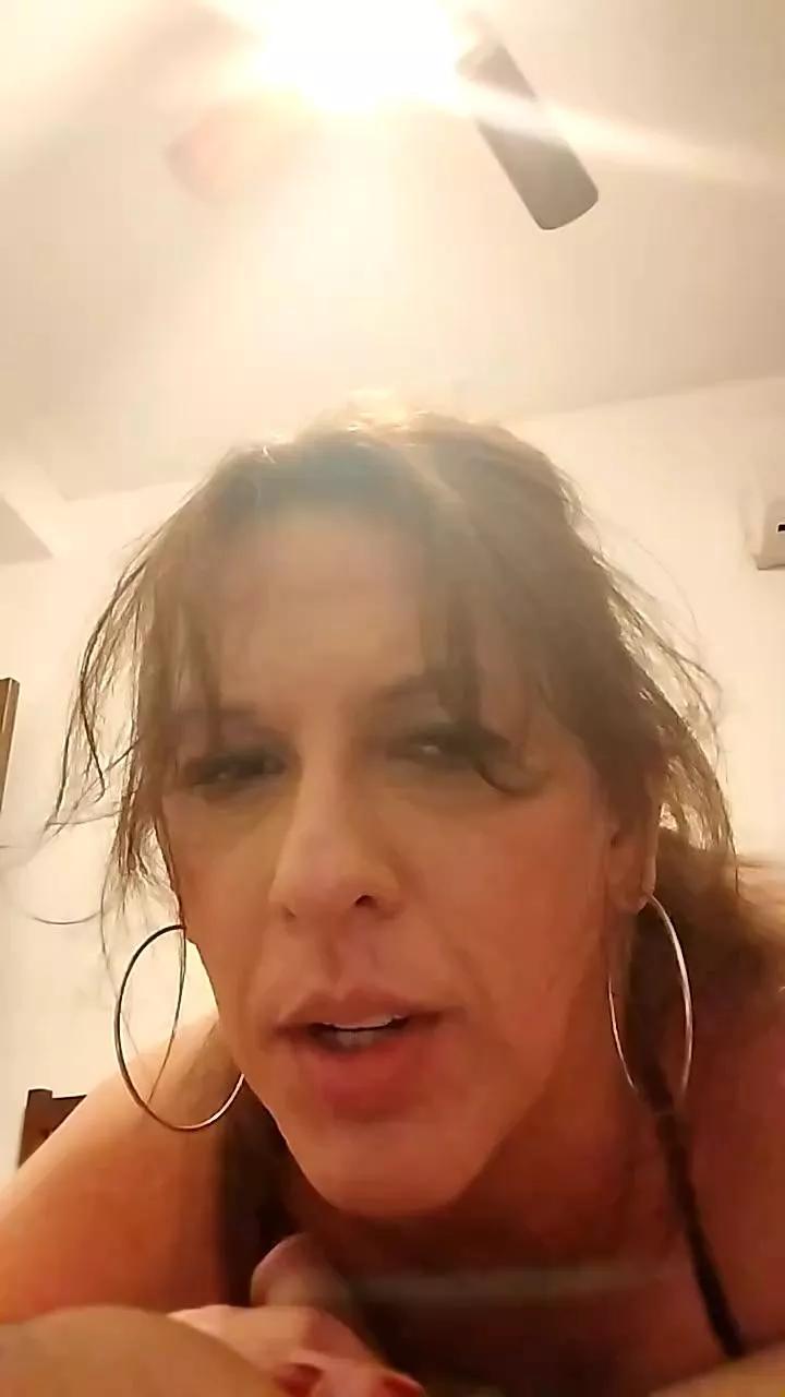 Rosariomas on Cam4 