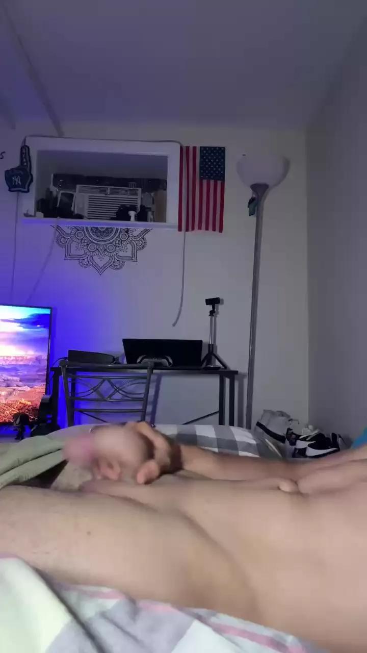 Russogans on Cam4 