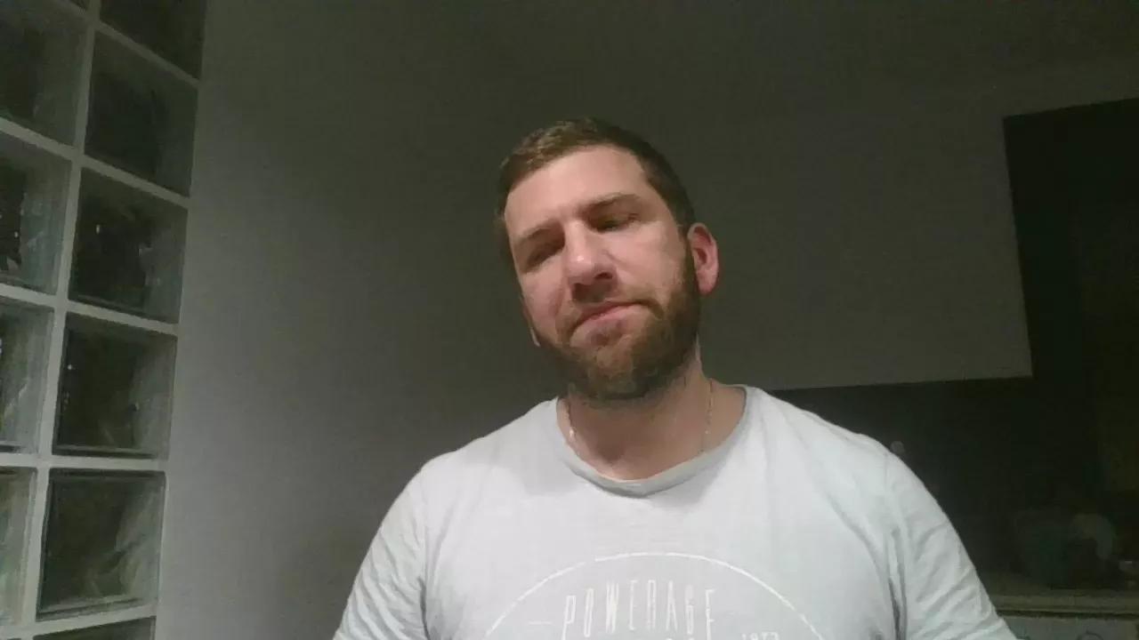 SantiBanton_ on Cam4 