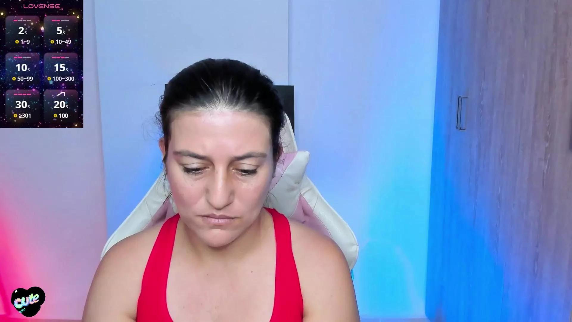 Saskyaa on Cam4 