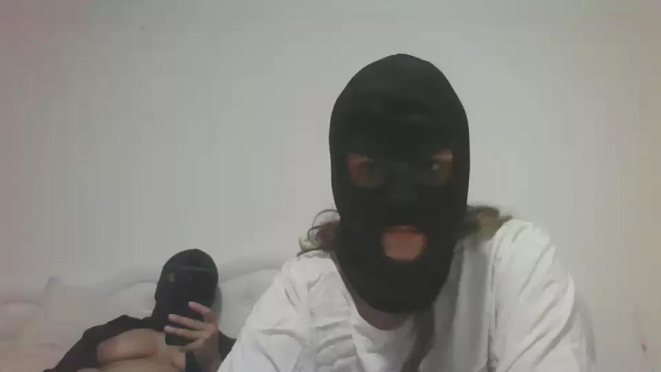 Scop_piA on Cam4 