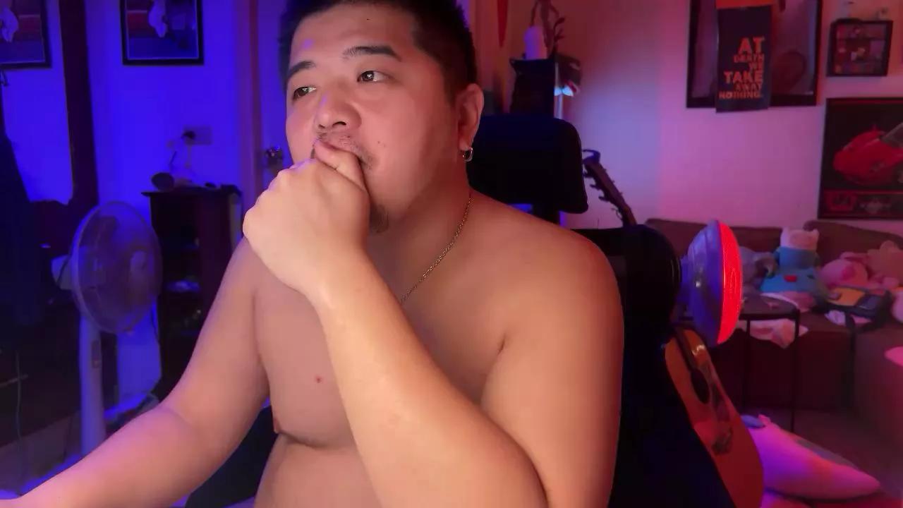 SeanLin1994 on Cam4 