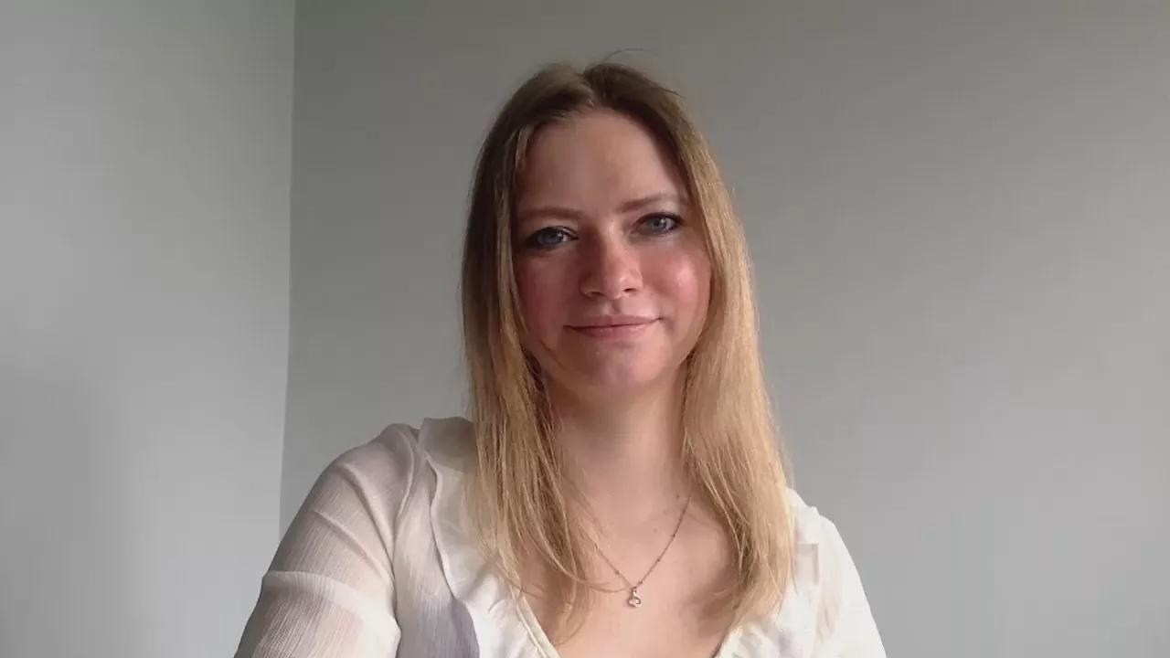 sexy_millie01 on Cam4 