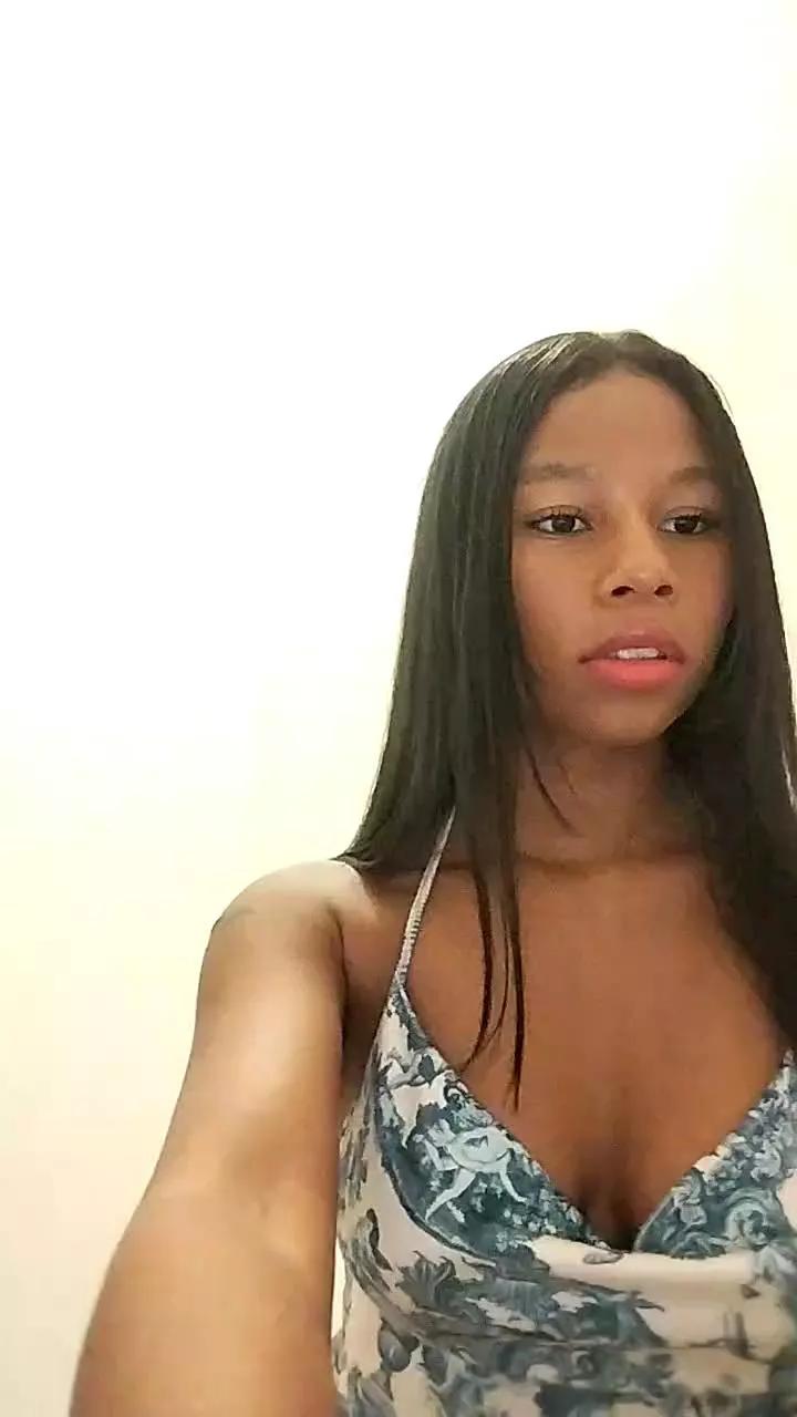 Sexyoung777 on Cam4 