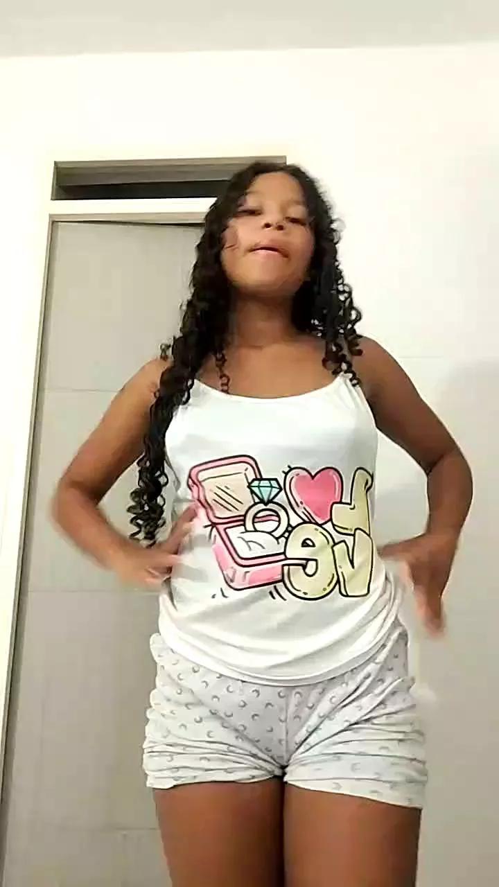 Sexyoung777 on Cam4 
