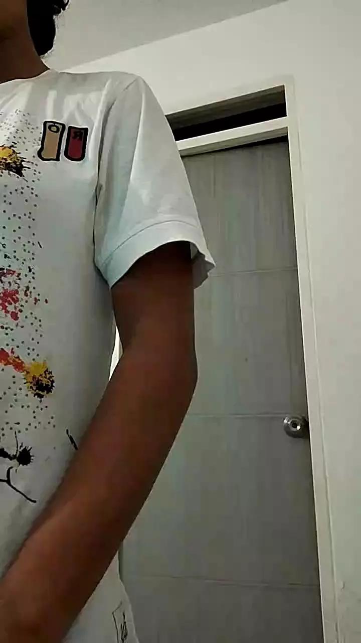 Sexyoung777 on Cam4 