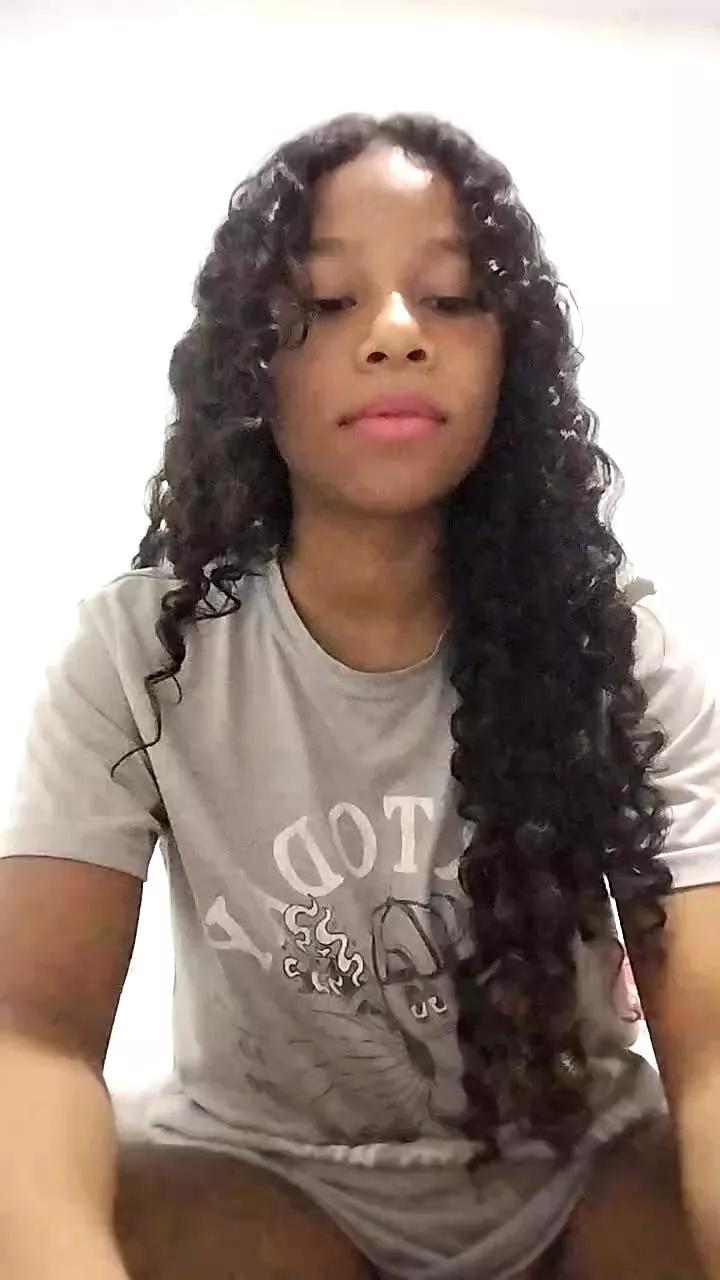 Sexyoung777 on Cam4 