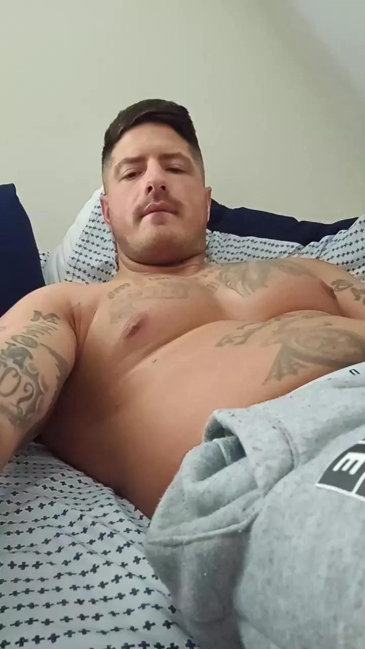 Shotime69altme on Cam4 
