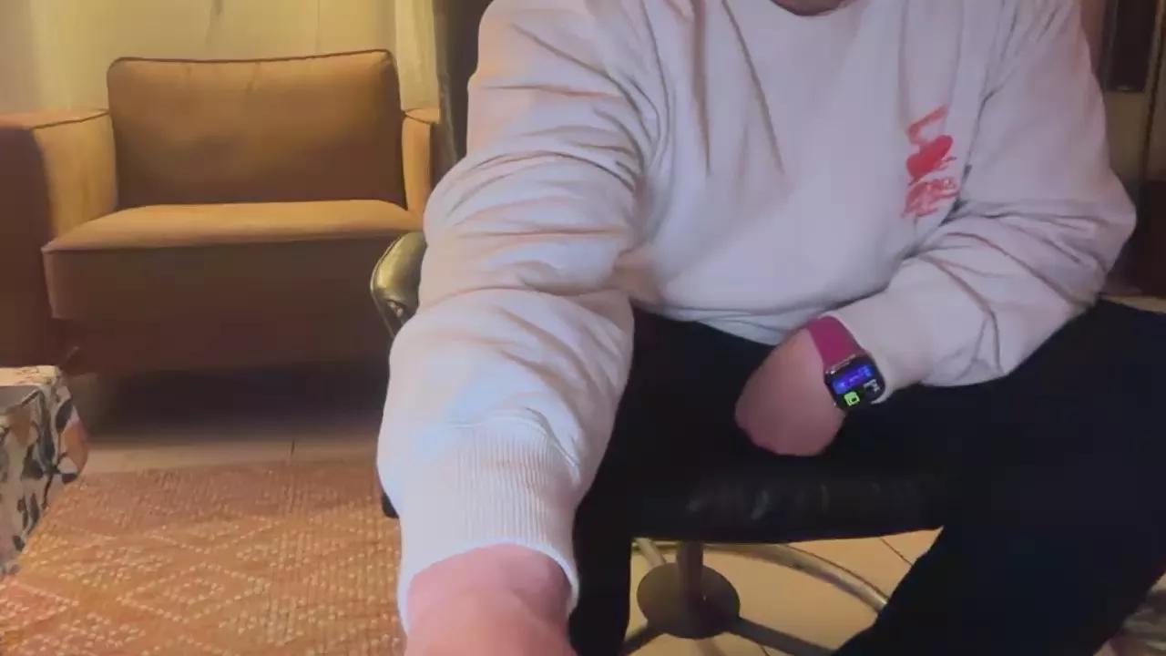 sk8_bong on Cam4 