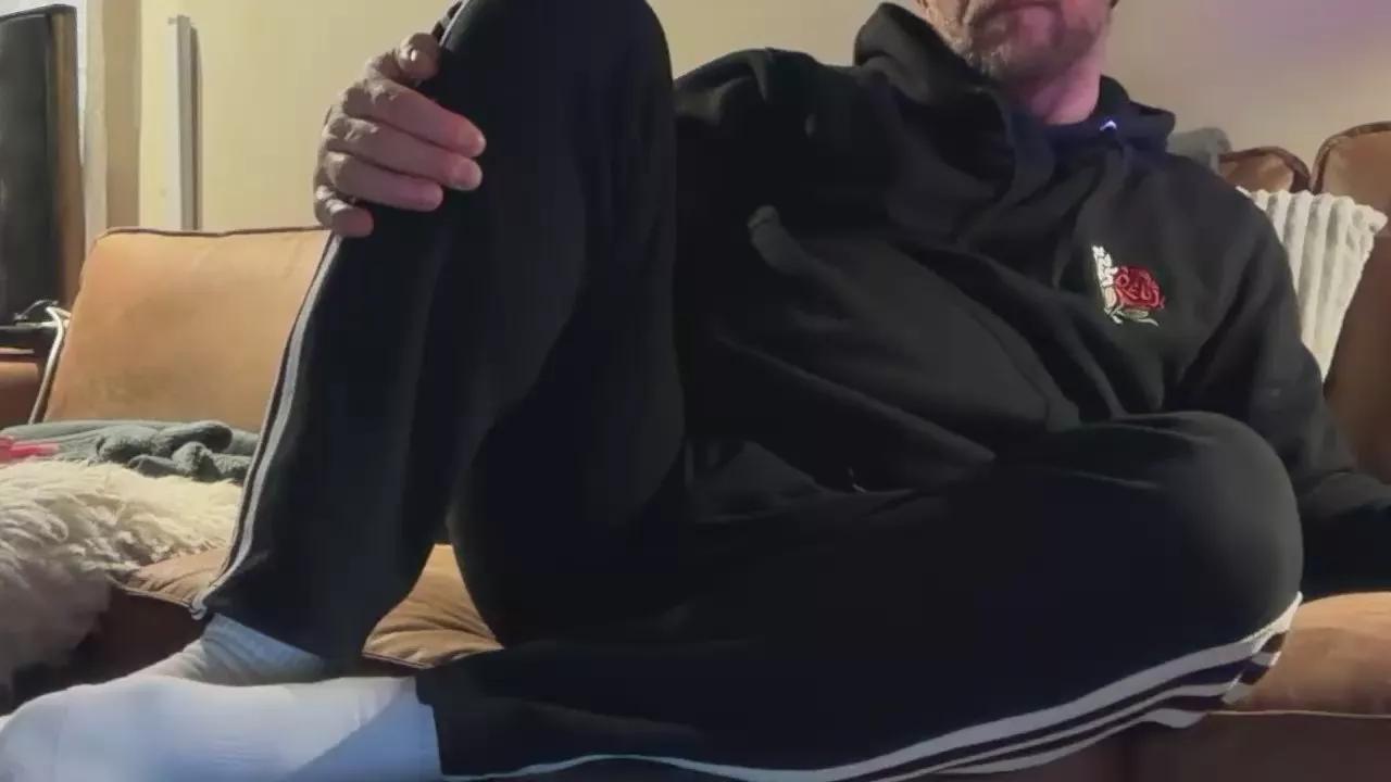 sk8_bong on Cam4 