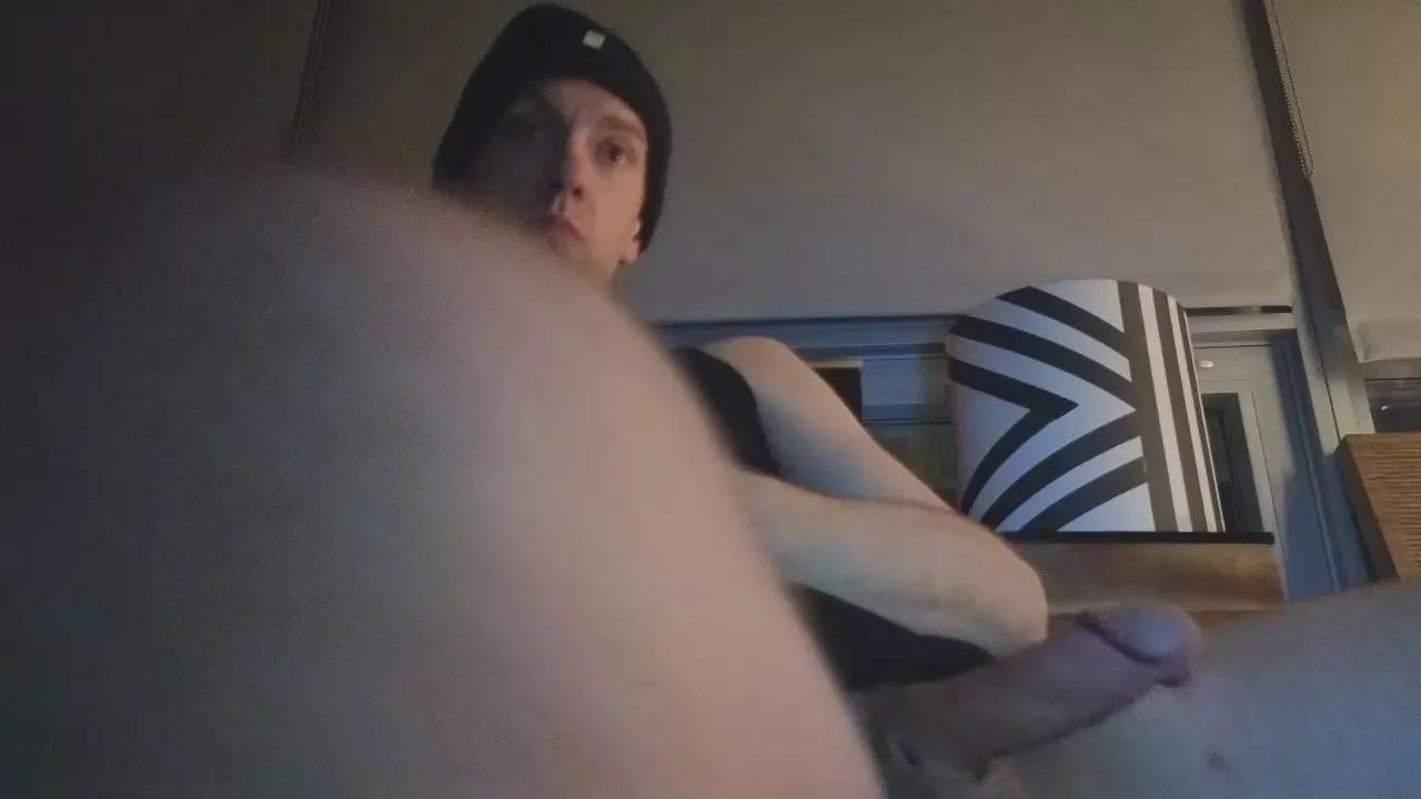 SlingDion on Cam4 