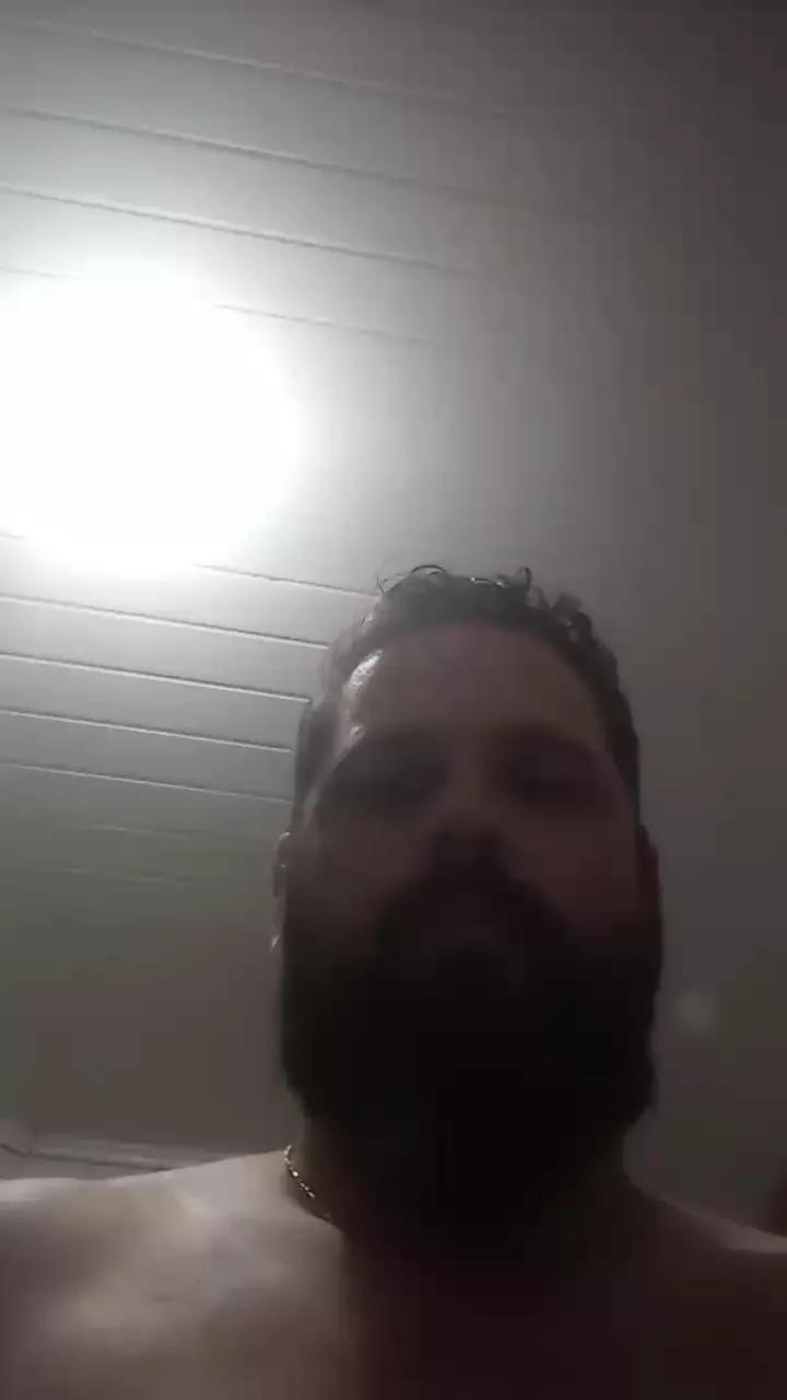 SouUber on Cam4 