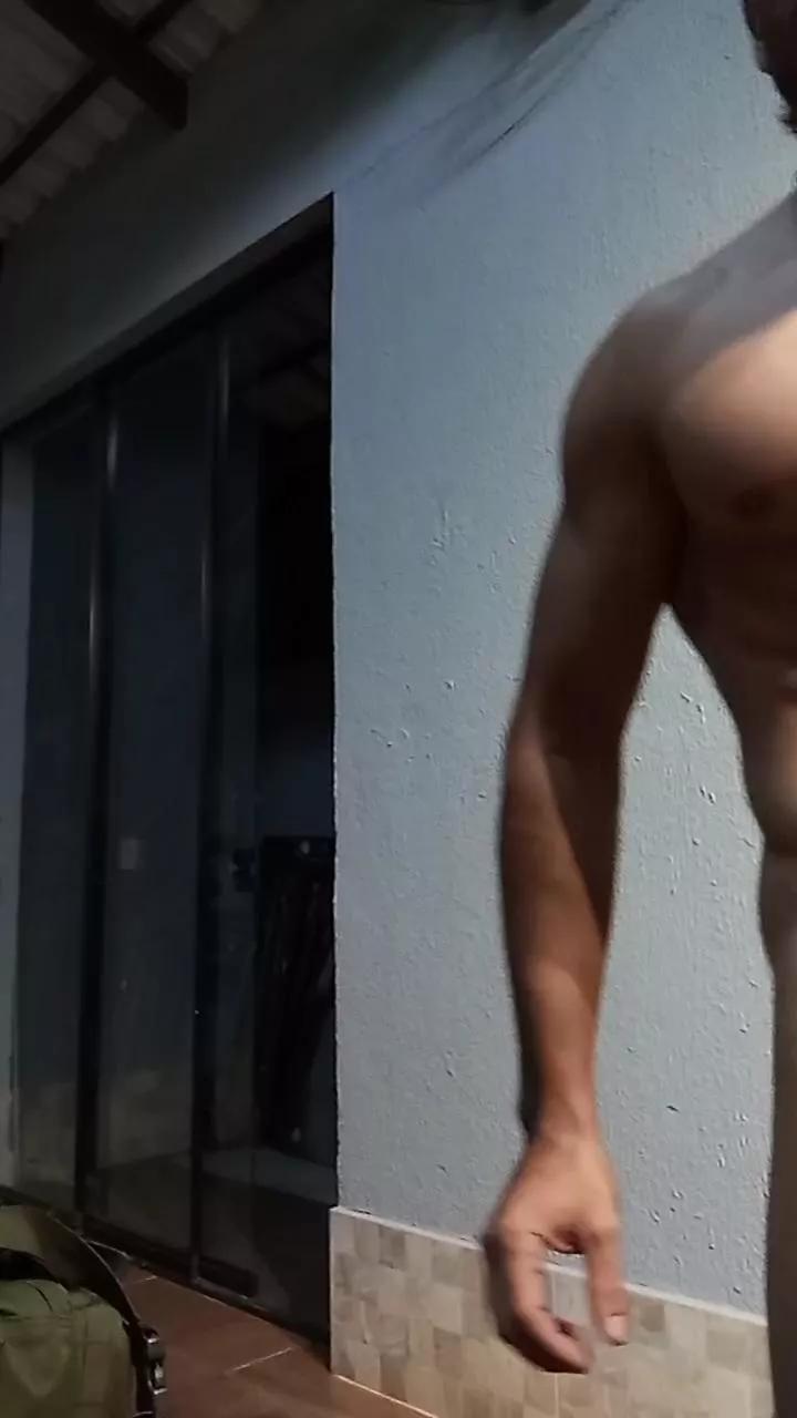 Strong_male7 on Cam4 