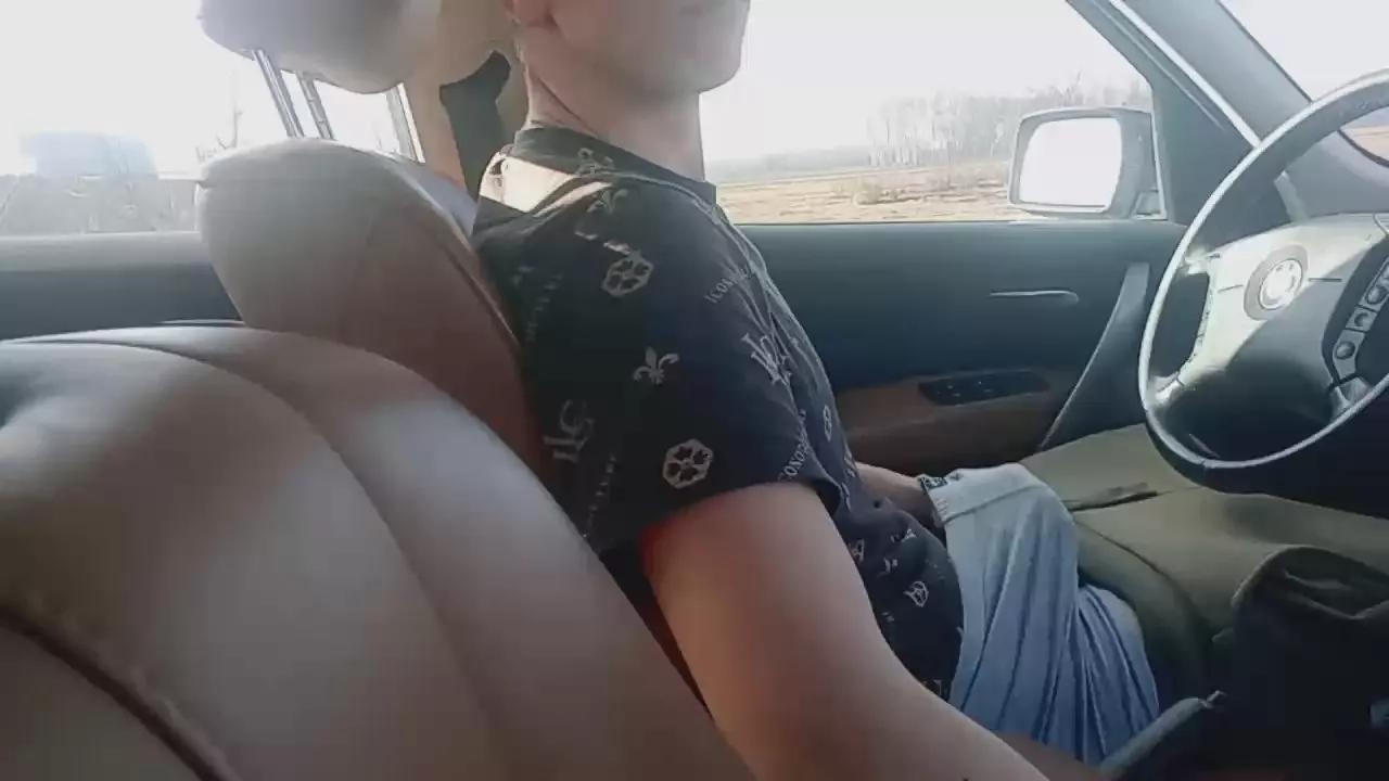 sweetpuppy1 on Cam4 