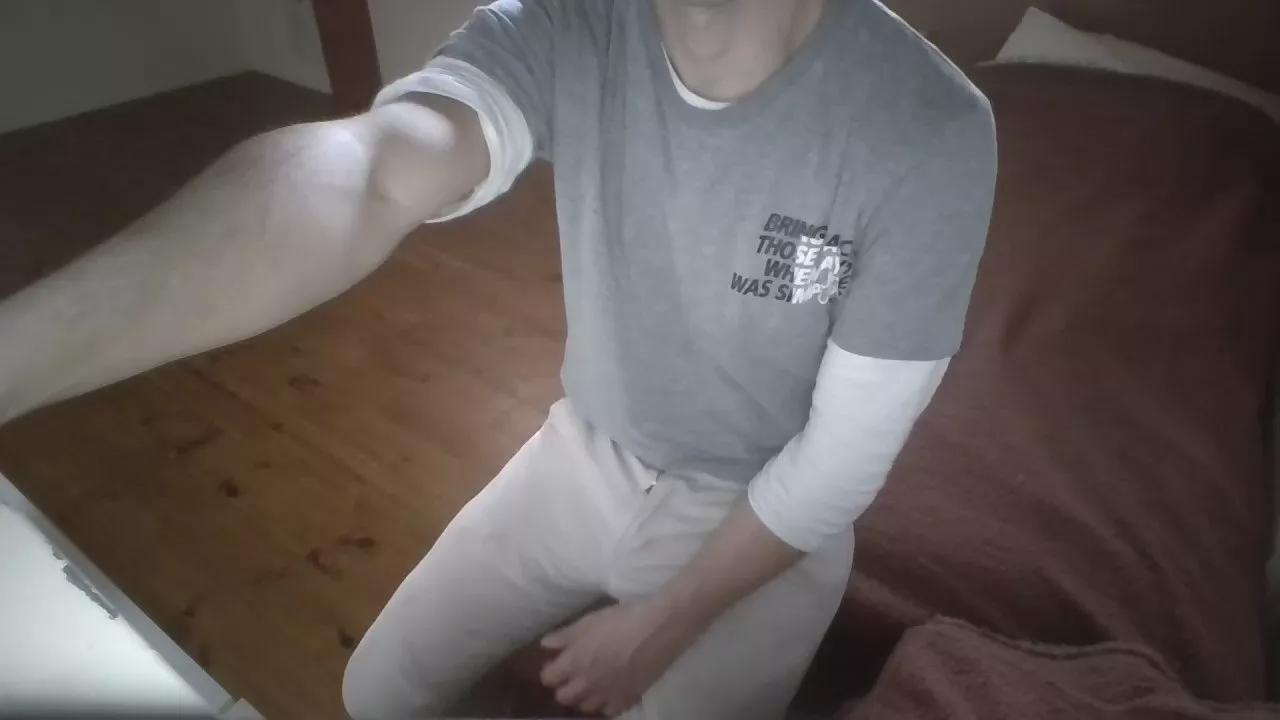 Taaylork on Cam4 