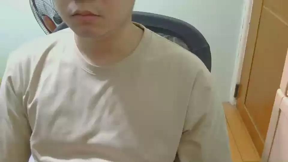 talltalllion on Cam4 