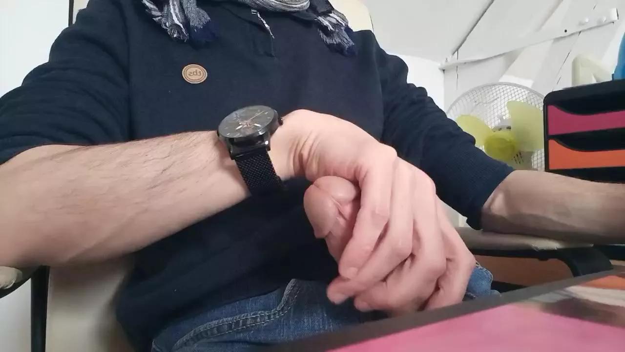 Tboner59 on Cam4 