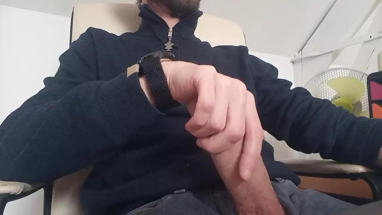 Tboner59 on Cam4 