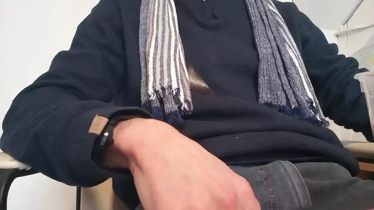 Tboner59 on Cam4 