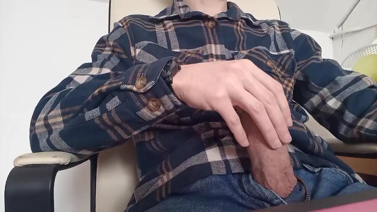 Tboner59 on Cam4 