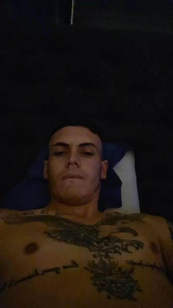 Telapong on Cam4