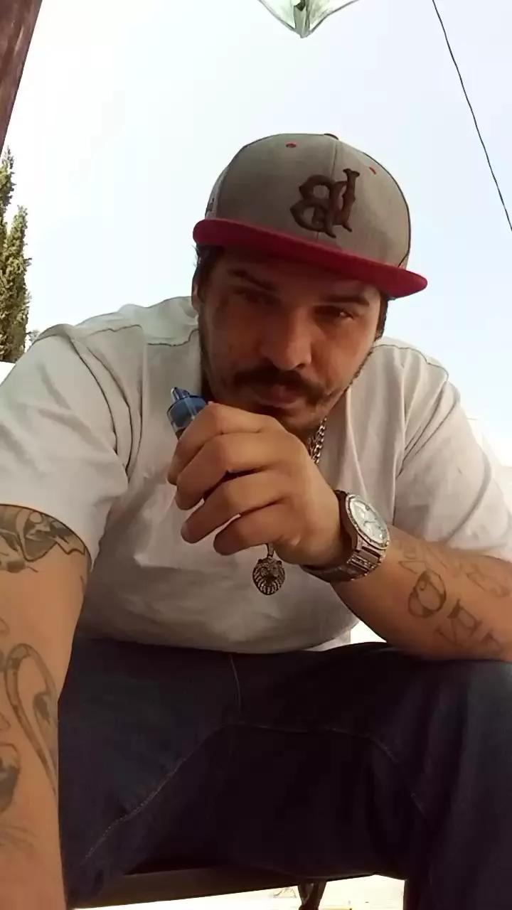 Thatguy6664 on Cam4 