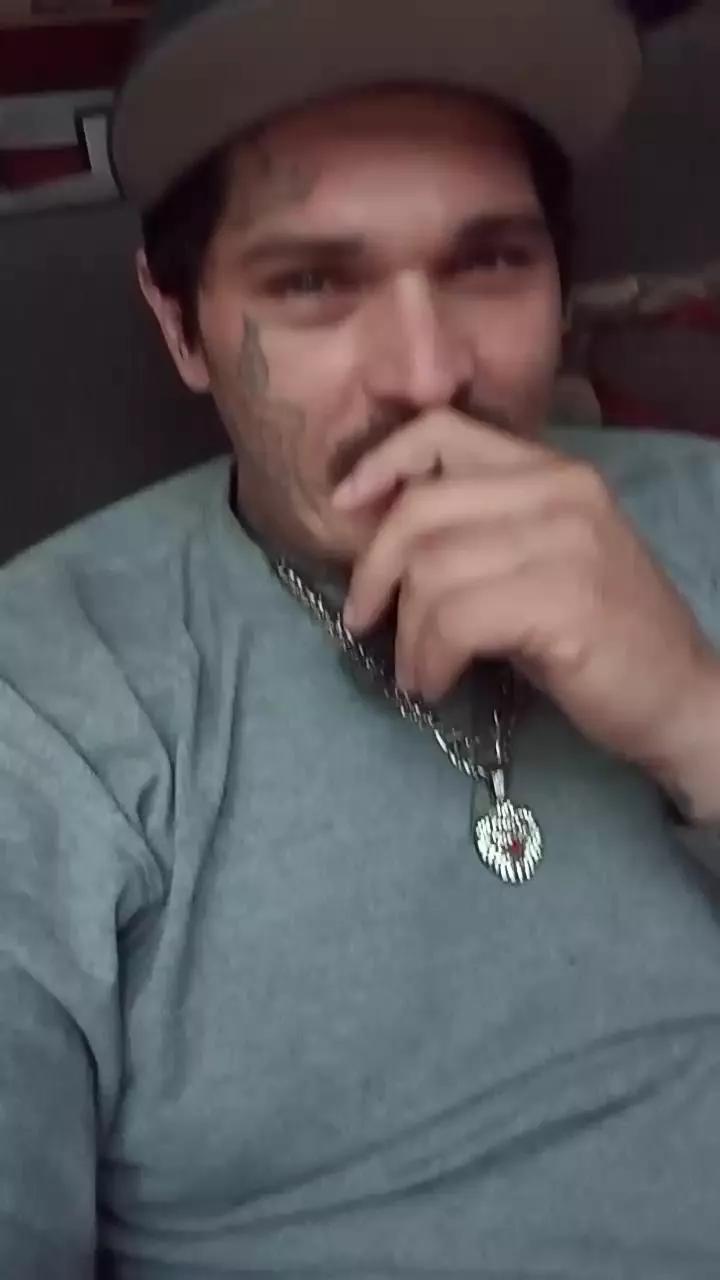 Thatguy6664 on Cam4 