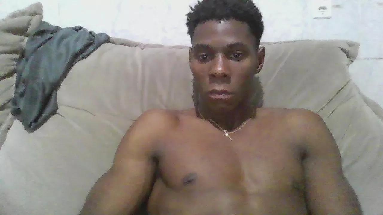Theus4561 on Cam4 