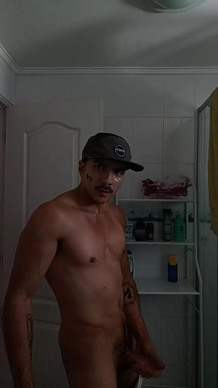 thisclownboy on Cam4 