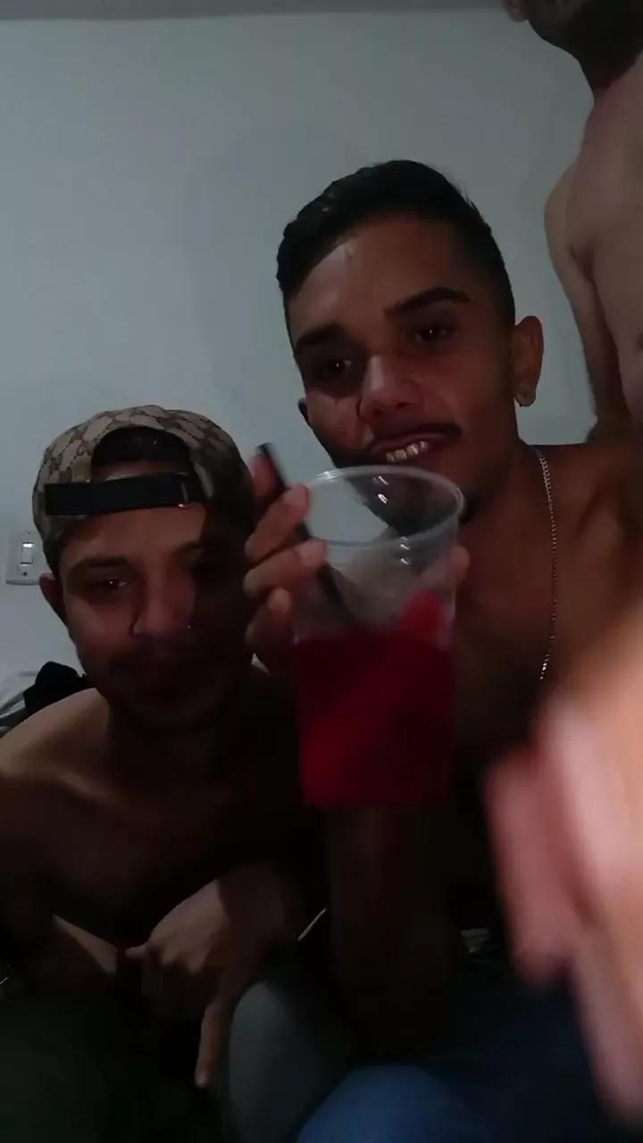 Tiito2020 on Cam4 