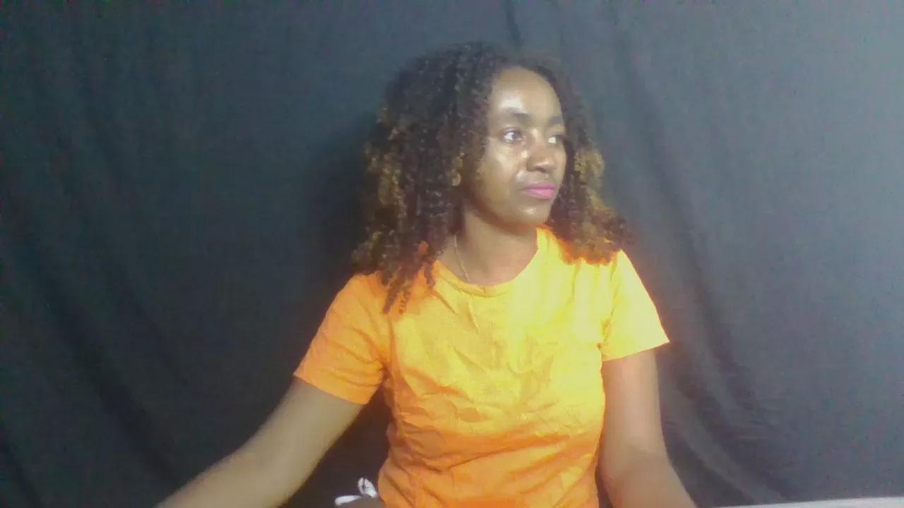 tinah3 on Cam4 