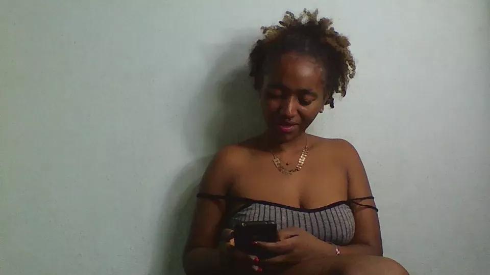 tinah3 on Cam4 